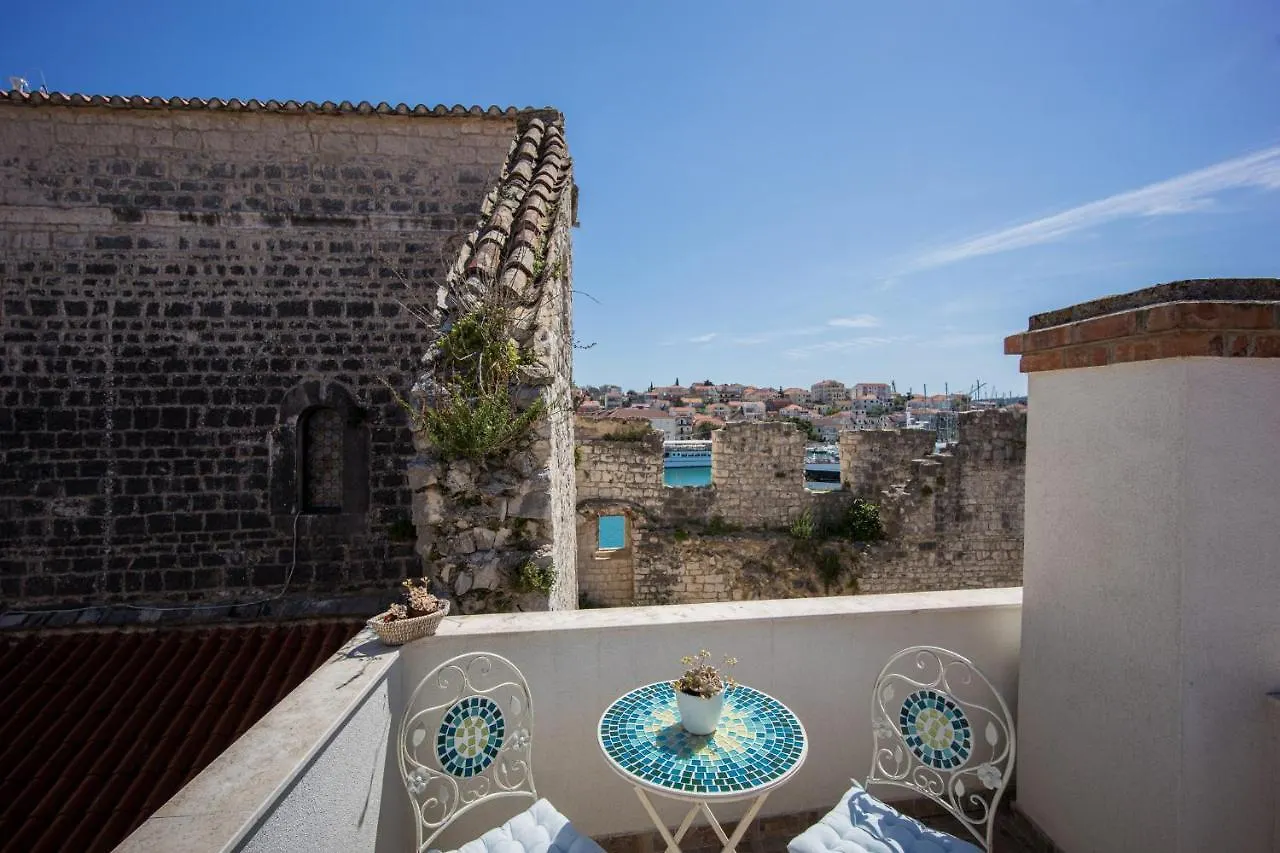 Stonehouse Lino For 6 With Sea View Apartment Trogir