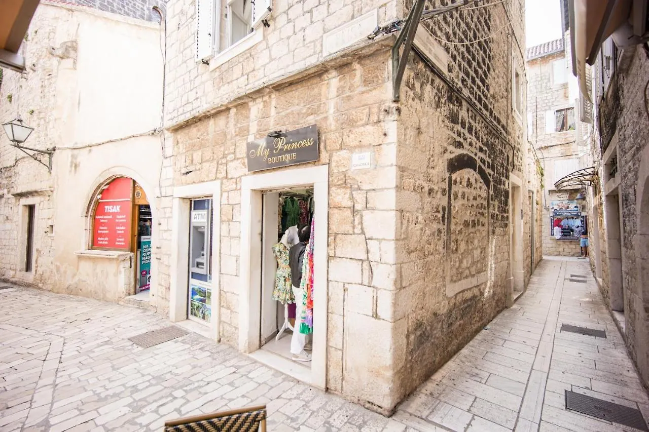 Stonehouse Lino For 6 With Sea View Apartment Trogir Croatia