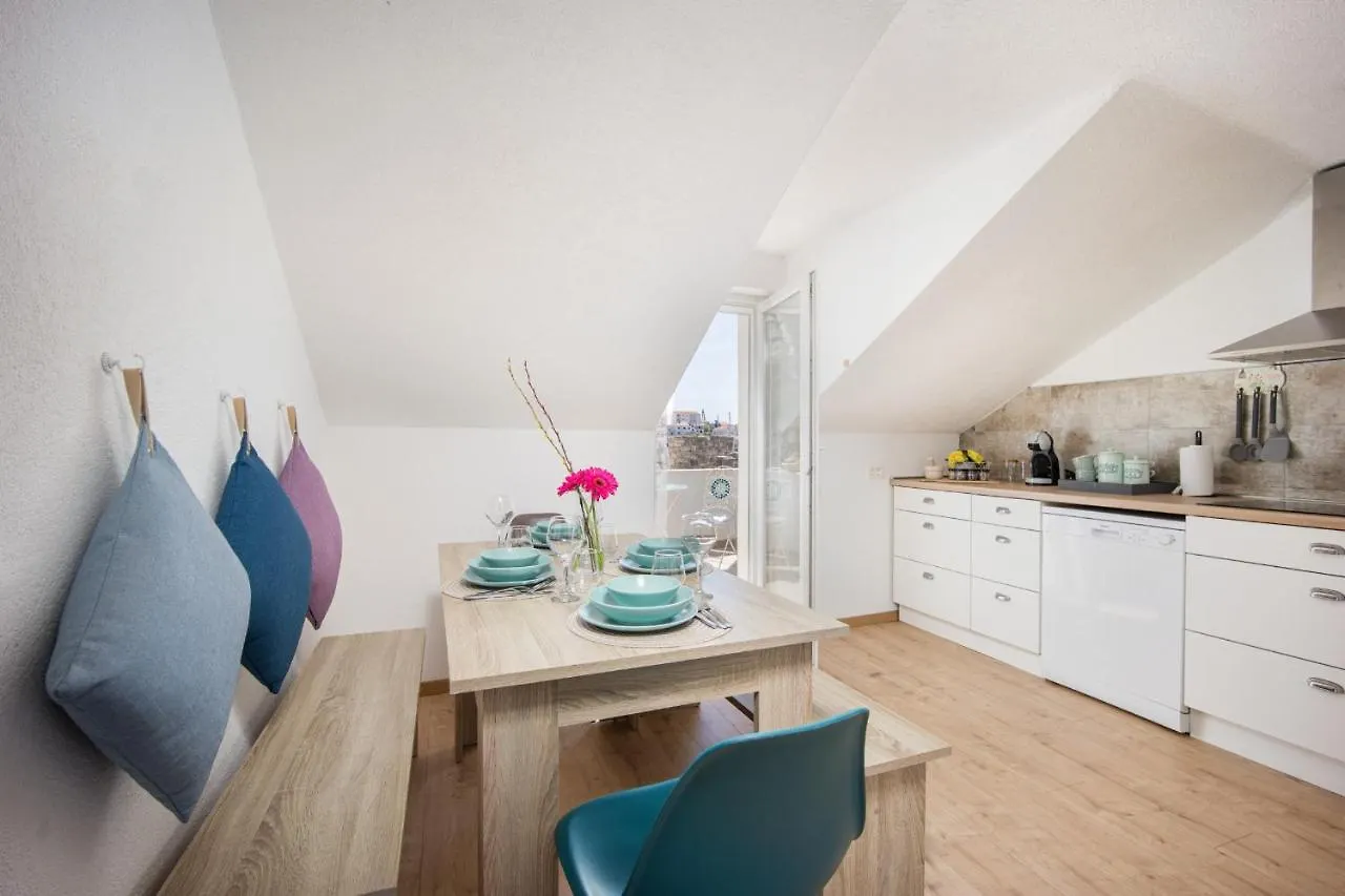 Stonehouse Lino For 6 With Sea View Apartment Trogir 0*,