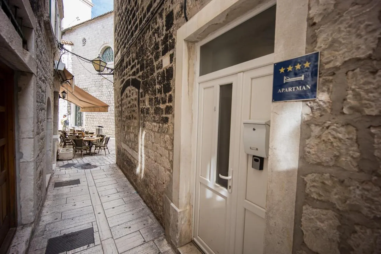 Stonehouse Lino For 6 With Sea View Apartment Trogir