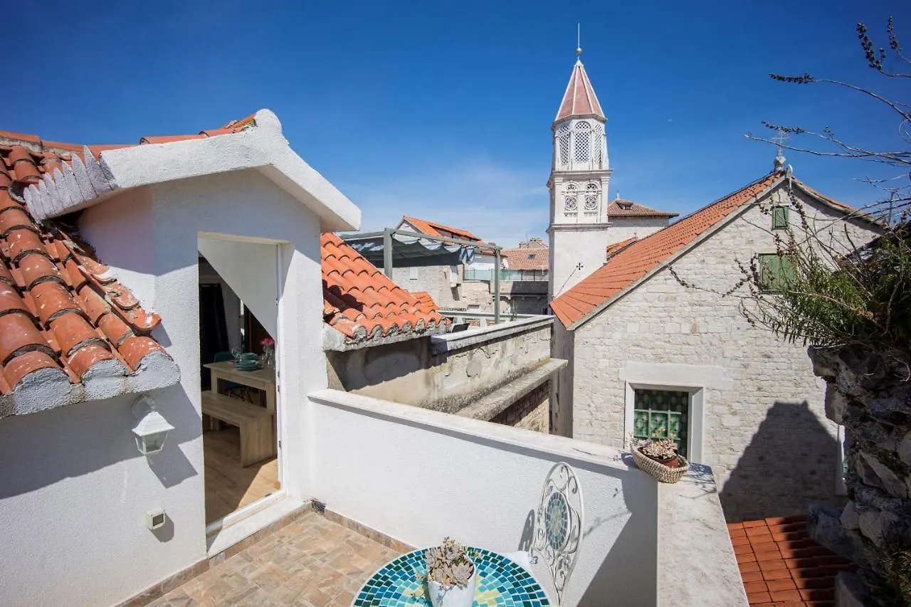 Stonehouse Lino For 6 With Sea View Apartman