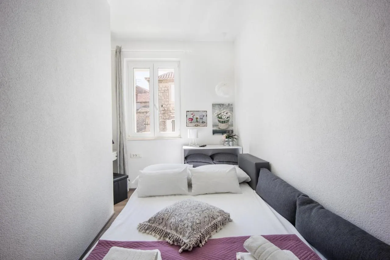 Stonehouse Lino For 6 With Sea View Apartment Trogir